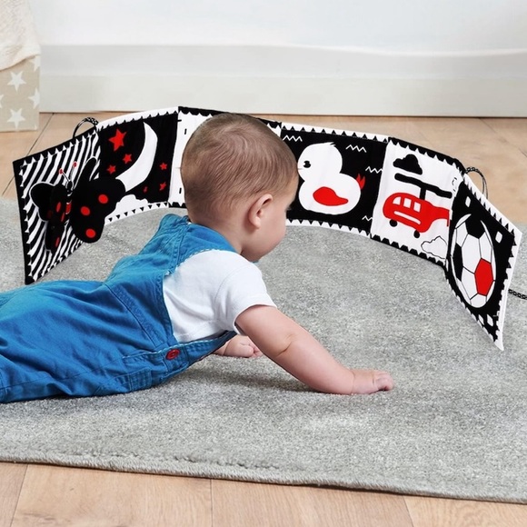 Black and White High Contrast Baby Soft Book - Picture 1 of 10